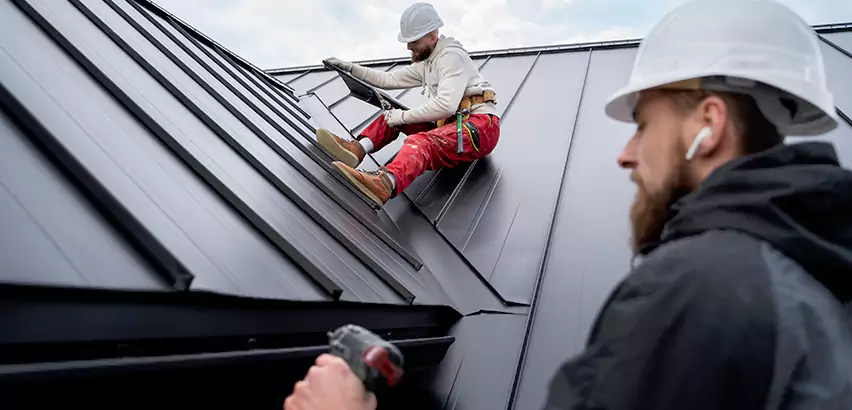 Professional Steel Roof Installation Services in Skokie, IL